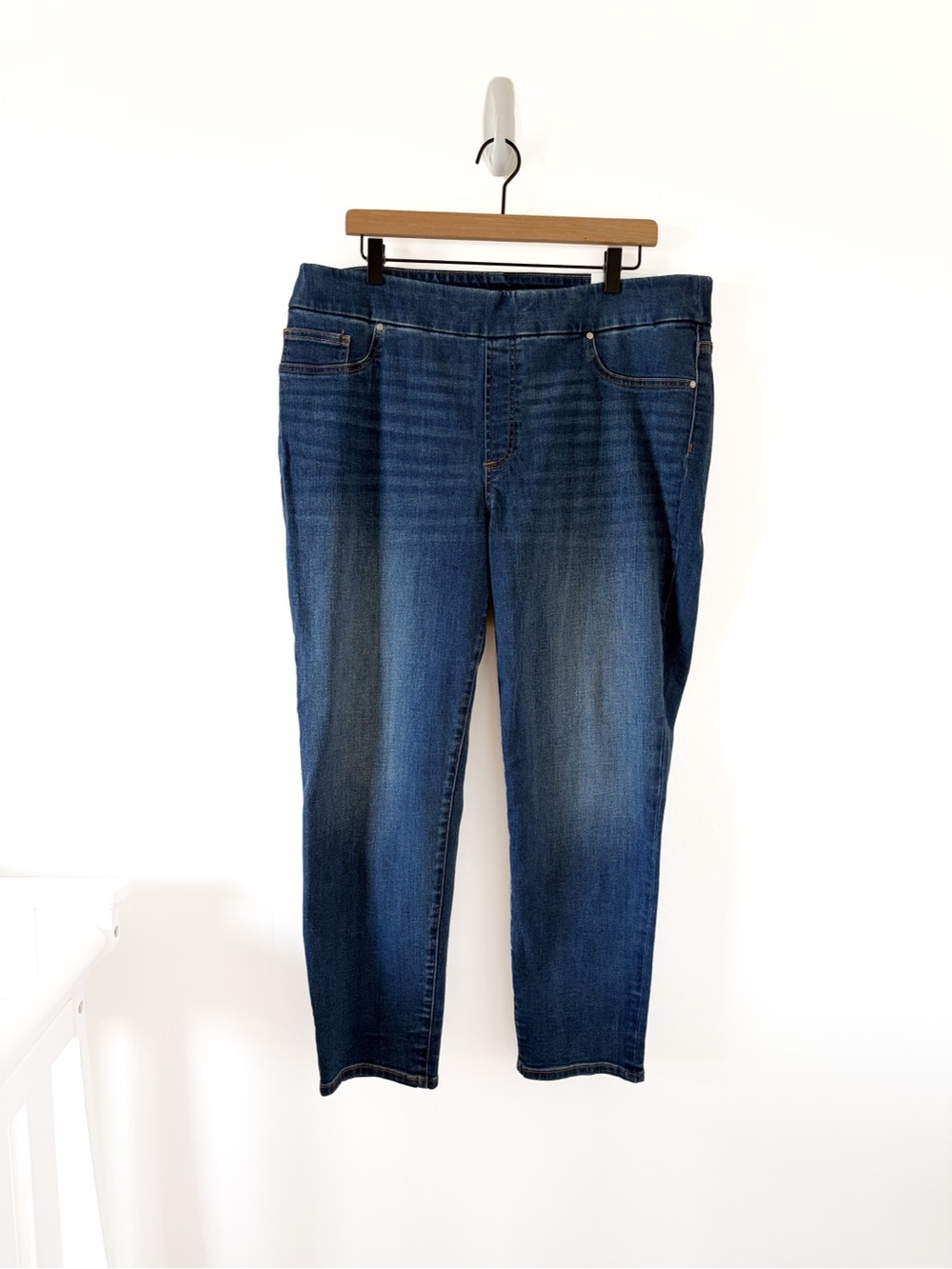 NWT Chico's Pull On Jegging Ankle Jeans in size 3R